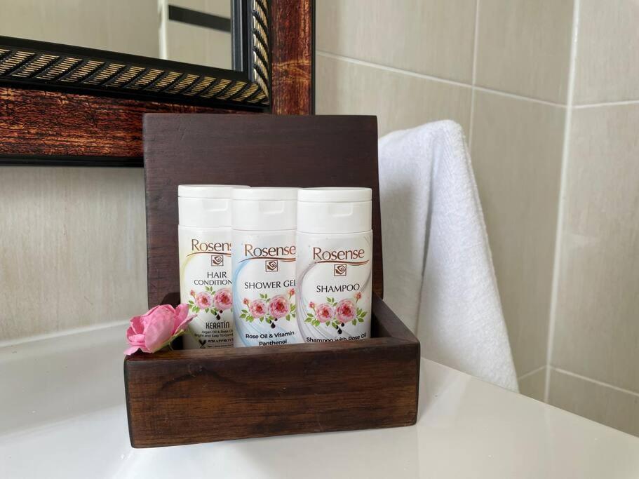Spring Garden Mobay Resort Luxurious Apartments Montego Bay Ngoại thất bức ảnh