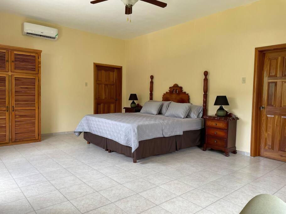 Spring Garden Mobay Resort Luxurious Apartments Montego Bay Ngoại thất bức ảnh