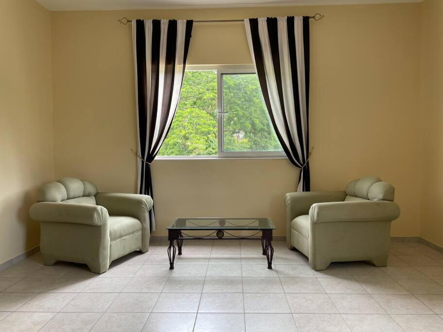Spring Garden Mobay Resort Luxurious Apartments Montego Bay Ngoại thất bức ảnh