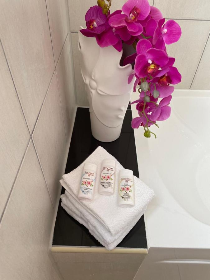 Spring Garden Mobay Resort Luxurious Apartments Montego Bay Ngoại thất bức ảnh